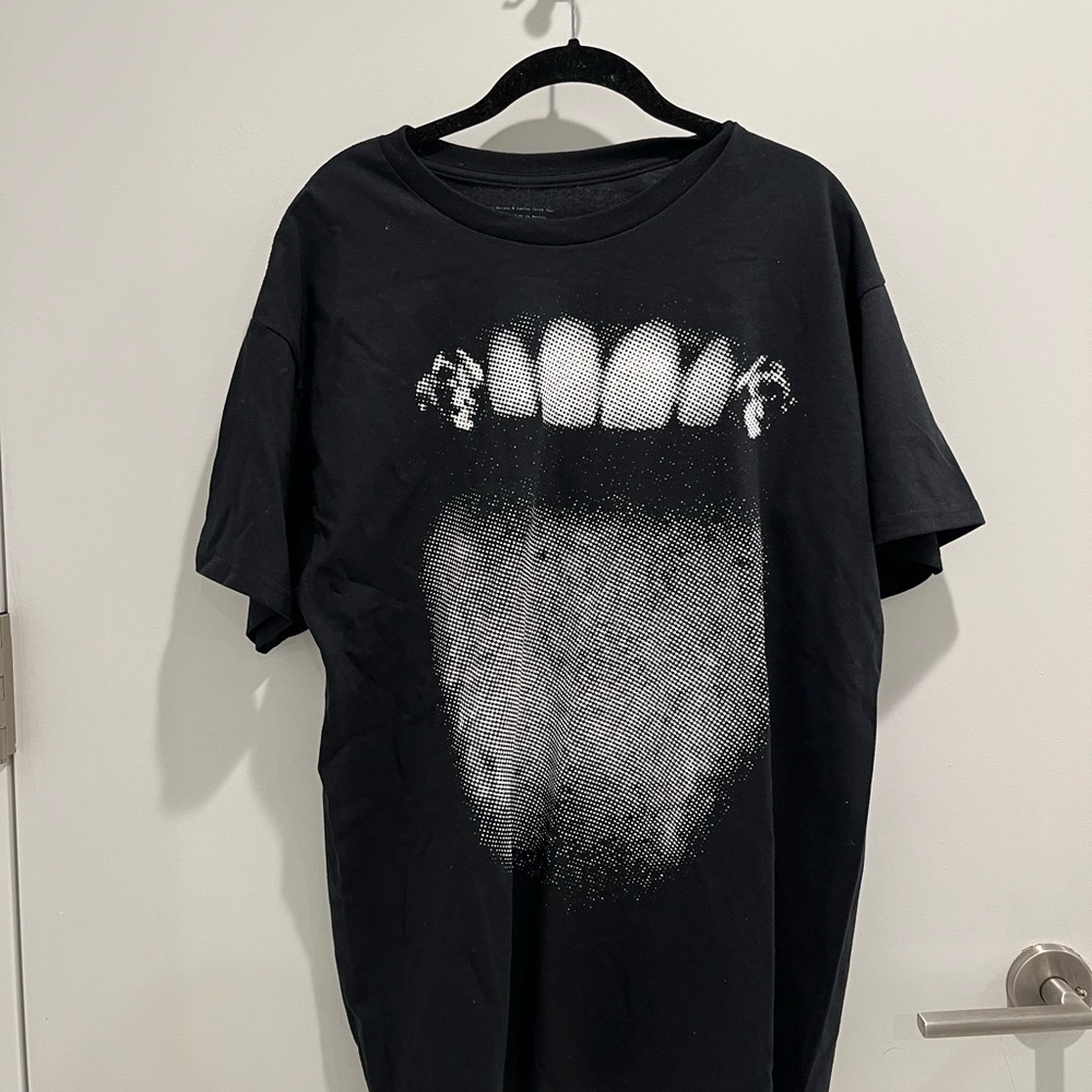 💛 bundle for $40- Post Malone t shirt